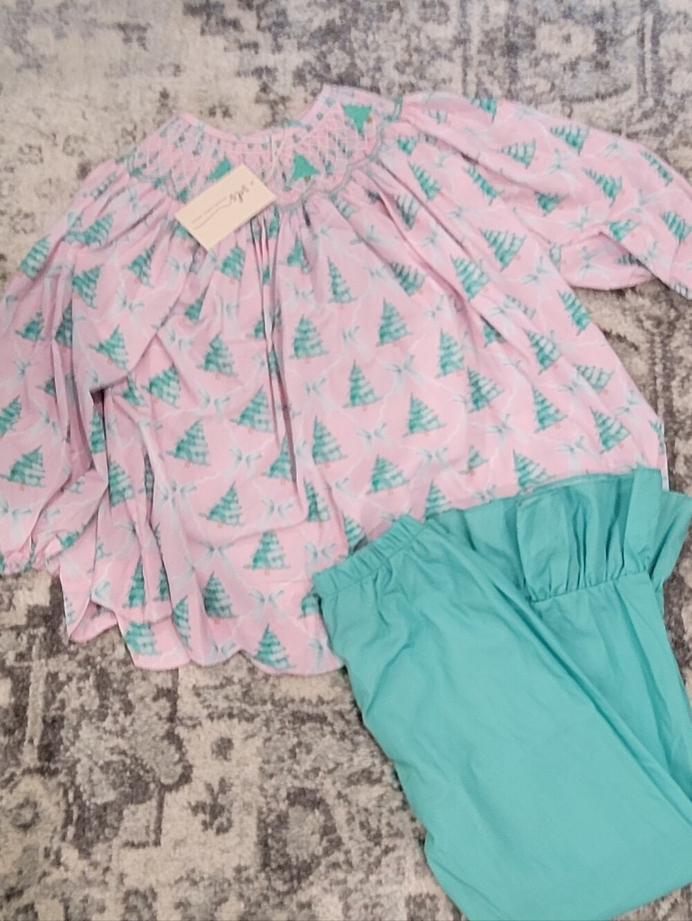 Girls Size 8 Smocked Set Souther Darlin
